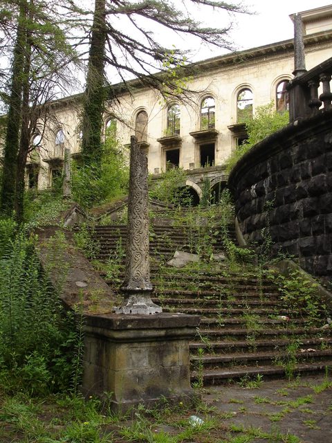Tskaltubo: a spa town where time stood still